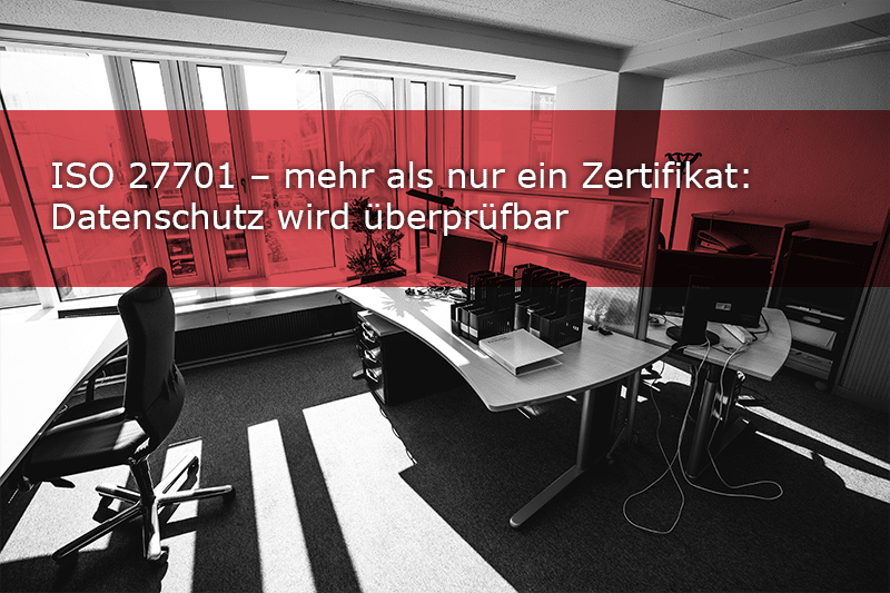 Wenn Unternehmen ihre Systeme und Daten einem IT-Dienstleister anvertrauen, gewähren sie ihm Einblick in sensible Bereiche. Umso wichtiger ist die Frage: Wie können Kunden erkennen, dass Informationssicherheit und Datenschutz nicht nur versprochen, sondern auch konsequent umgesetzt werden? Eine Antwort darauf geben unabhängige Zertifizierungen.

GENESIS verfügt bereits über ein zertifiziertes Informationssicherheits-Managementsystem nach ISO 27001 und hat nun zusätzlich die Zertifizierung nach ISO/IEC 27701:2025 erhalten. Diese ergänzt die Informationssicherheit um ein systematisches Datenschutzmanagement und macht unseren Umgang mit personenbezogenen und anderen sensiblen Daten nachvollziehbar.

Datenschutz mit System

Das Datenschutzmanagement orientiert sich an den Anforderungen des Schweizer Datenschutzgesetzes sowie der EU-DSGVO. Technische Schutzmassnahmen, Zuständigkeiten und Prozesse sowie der Umgang mit Datenschutzanforderungen sind darin verbindlich geregelt und dokumentiert. Bei GENESIS betrifft das unter anderem die Auftragsverarbeitung, organisatorische Massnahmen, ein Verzeichnis relevanter Anwendungen, definierte Abläufe für Betroffenenanfragen sowie den Umgang mit Bild- und Social-Media-Daten. Auch die Mitarbeitenden sind eingebunden. Alle, die mit personenbezogenen Daten arbeiten, kennen die geltenden Datenschutzvorgaben und verpflichten sich zu deren Einhaltung. So haben wir Datenschutz technisch, organisatorisch und personell im Unternehmen verankert.

Die Kombination aus ISO 27001 und ISO 27701 verbindet zwei Bereiche, die in der Praxis eng zusammengehören. Während ISO 27001 den systematischen Schutz von Informationen in den Mittelpunkt stellt, ergänzt ISO 27701 diesen Ansatz um das Management personenbezogener Daten.

Eine Zertifizierung ist keine einmalige Bestandsaufnahme. Damit sie dauerhaft ihren Zweck erfüllt, müssen Richtlinien, Prozesse und Massnahmen regelmässig überprüft und weiterentwickelt werden. Bei GENESIS arbeiten der Sicherheitsbeauftragte und die Geschäftsführung deshalb kontinuierlich daran, bestehende Vorgaben zu beobachten, anzupassen und zu optimieren. Änderungen in der IT-Landschaft, neue Anforderungen oder Erkenntnisse aus der Praxis fliessen in das Managementsystem ein. Dieser Verbesserungsprozess ist wichtig, da sich Technologien, Anwendungen sowie gesetzliche und regulatorische Anforderungen ständig weiterentwickeln.
